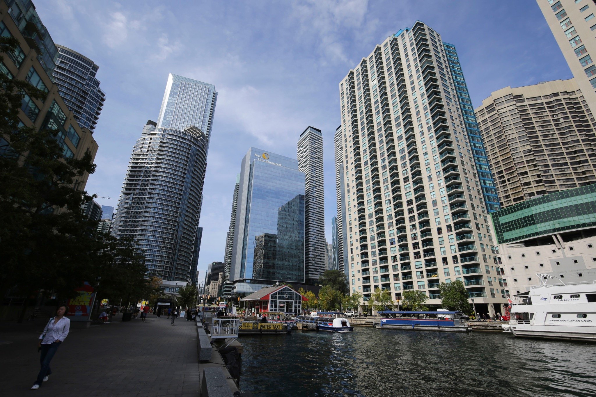 Toronto 2025 photograph by Harri Mustonen